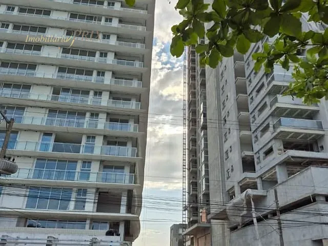 Apartamento com 196m² 3 quartos e 4 banheiros, à venda, no bairro Itacolomi em Balneário Piçarras