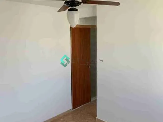 Apartamento com 49m² 2 quartos e 1 banheiro, para alugar, no bairro Inhaúma em Rio de Janeiro