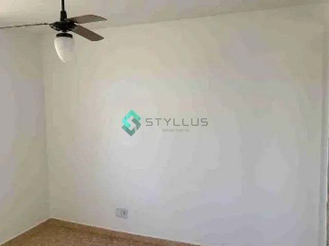 Apartamento com 49m² 2 quartos e 1 banheiro, para alugar, no bairro Inhaúma em Rio de Janeiro