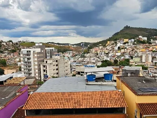 Apartamento 1 quarto e 1 banheiro, à venda, no bairro Teixeiras em Juiz de Fora