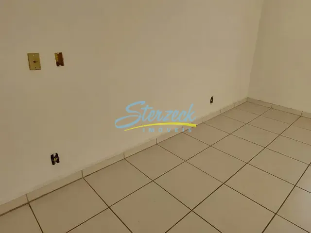 Apartamento com 75m² 2 quartos e 1 banheiro, para alugar, no bairro Centro em Vinhedo