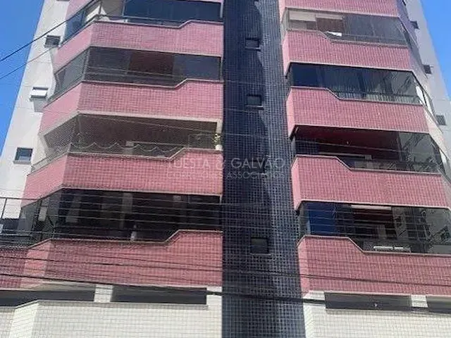 Apartamento com 131m² 3 quartos e 3 banheiros, à venda, no bairro Centro em Balneário Camboriú