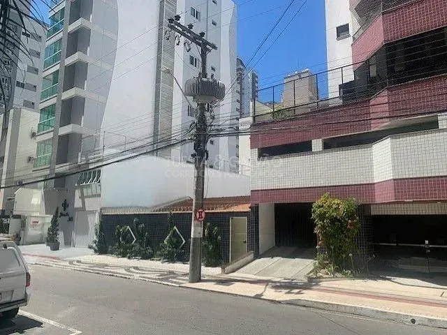 Apartamento com 131m² 3 quartos e 3 banheiros, à venda, no bairro Centro em Balneário Camboriú