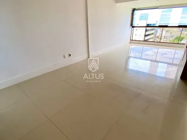 Apartamento 3 quartos e 1 banheiro, à venda, no bairro Armação em Salvador