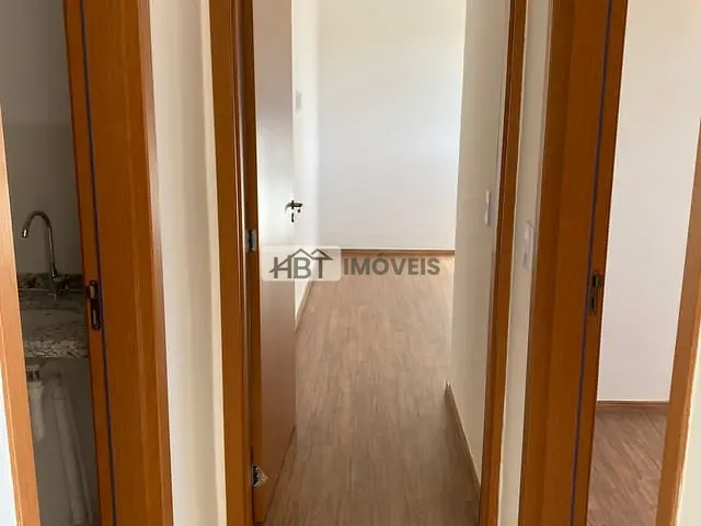 Apartamento 2 quartos e 1 banheiro, à venda, no bairro Parque Residencial das Camélias em Bauru