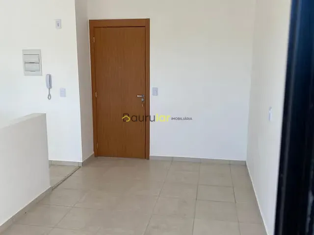 Apartamento 2 quartos e 1 banheiro, à venda, no bairro Parque Residencial das Camélias em Bauru