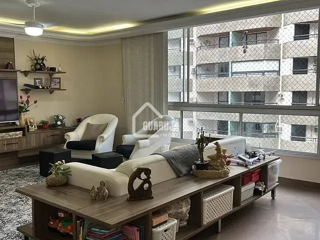 Apartamento com 222m² 3 quartos e 3 banheiros, à venda, no bairro Pitangueiras em Guarujá