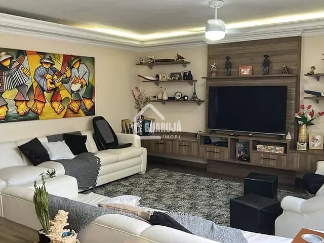 Apartamento com 222m² 3 quartos e 3 banheiros, à venda, no bairro Pitangueiras em Guarujá