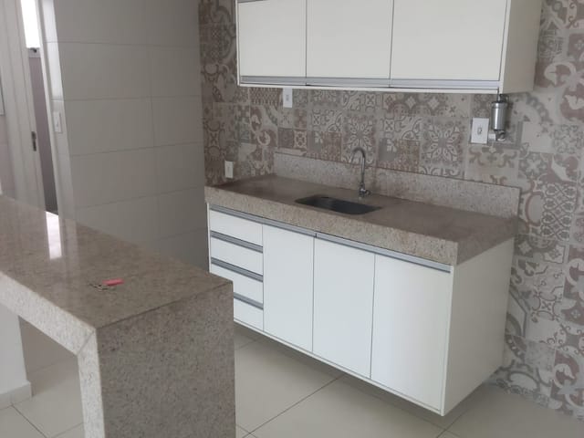 Apartamento 2 quartos e 2 banheiros, à venda ou para alugar, no bairro Parque Flamboyant em Campos dos Goytacazes