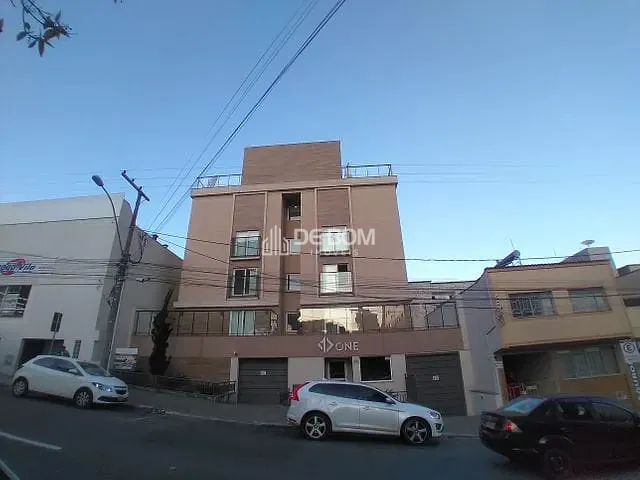 Apartamento com 77m² 1 quarto e 1 banheiro, para alugar, no bairro Centro em Poços de Caldas