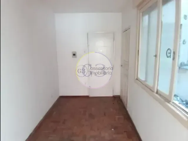 Apartamento 3 quartos e 1 banheiro, para alugar, no bairro Centro em Pelotas