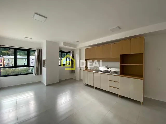 Apartamento 2 quartos e 1 banheiro, para alugar, no bairro Jardim em Concórdia