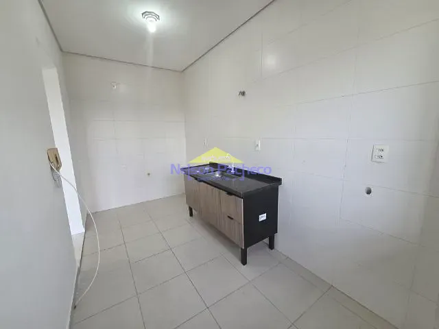 Apartamento 2 quartos e 2 banheiros, para alugar, no bairro Ribeirão em Capivari