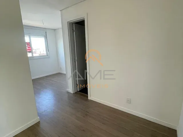 Apartamento com 166m² 3 quartos e 2 banheiros, à venda ou para alugar, no bairro Centro em Pelotas