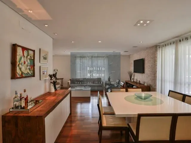 Apartamento com 260m² 3 quartos e 5 banheiros, à venda, no bairro Vila Andrade em São Paulo