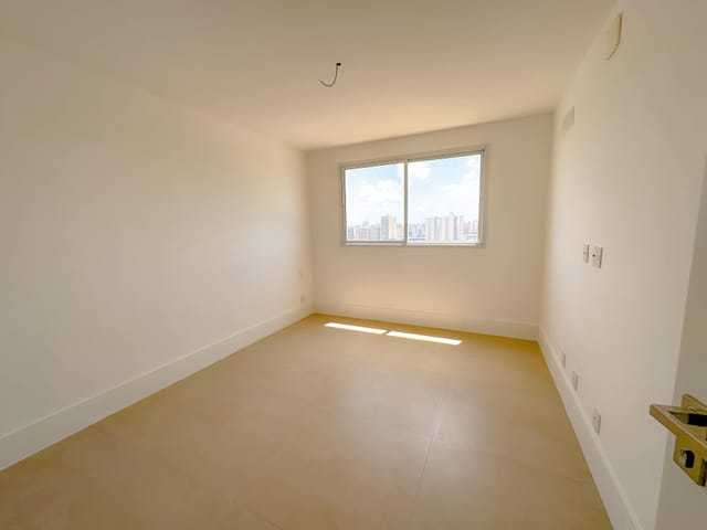 Apartamento 4 quartos e 5 banheiros, à venda, no bairro Jardins em Aracaju