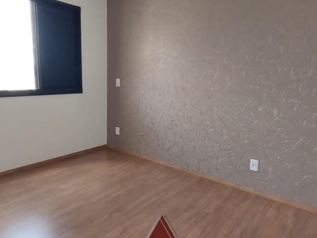 Apartamento 2 quartos e 1 banheiro, à venda, no bairro Vila Nicácio em Franca