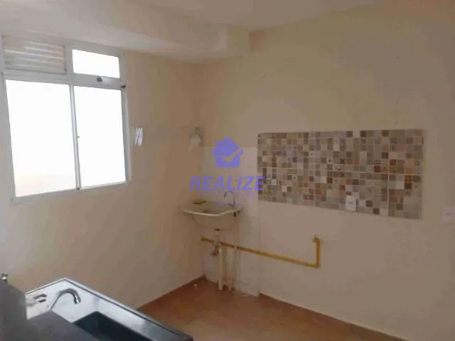 Apartamento 2 quartos e 1 banheiro, à venda, no bairro Jardim Palos Verdes em Botucatu