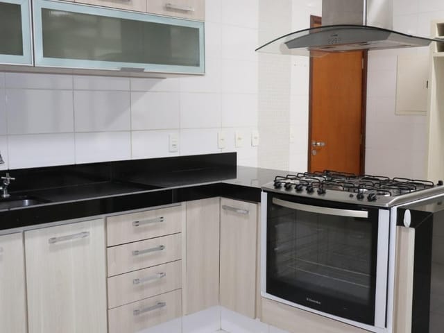 Foto do Apartamento - Apartamento com 3 dormitórios à venda, 250 m² por R$ 750.000,00 - Centro - Itajubá/MG | MOHALLEM e LOPES CORRETAGEM E ADMINISTRACAO DE IMOVEIS LTDA