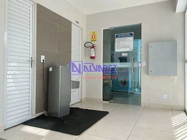 Apartamento 2 quartos e 1 banheiro, para alugar, no bairro Castelândia em Serra