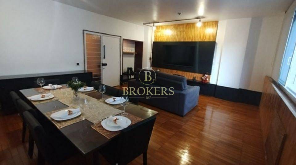 Apartamento à venda, Rua prudente de Morais - Ipanema. Sala, 3 quartos sendo 1 suíte, copa cozinha, 1 vaga na escritura. 130 m².