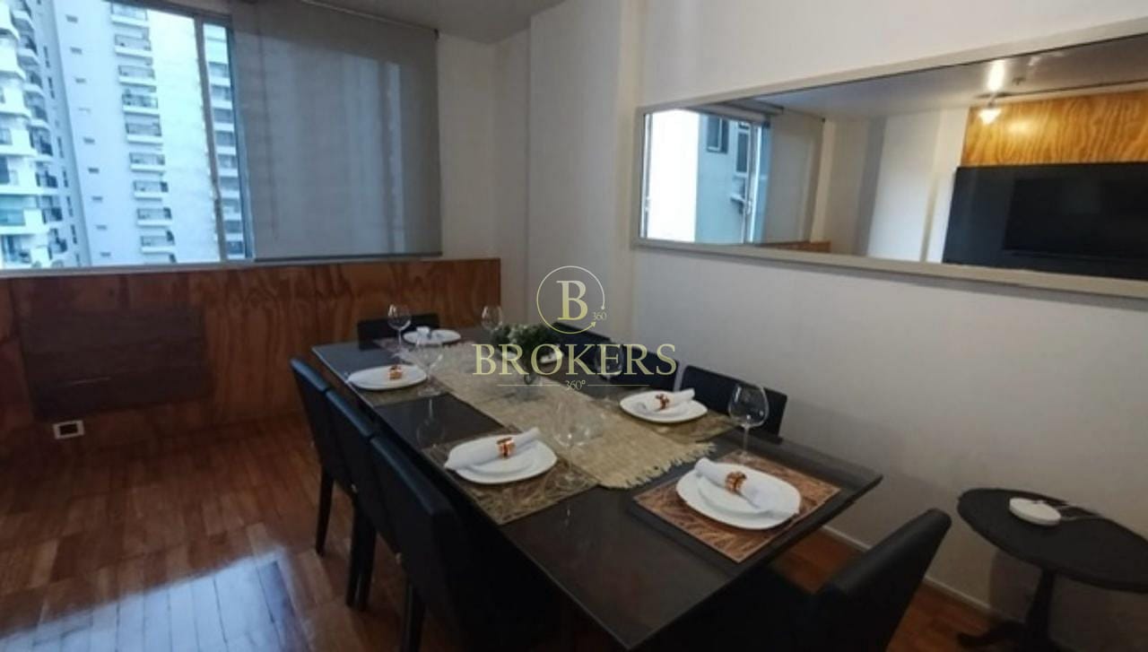 Apartamento à venda, Rua prudente de Morais - Ipanema. Sala, 3 quartos sendo 1 suíte, copa cozinha, 1 vaga na escritura. 130 m².