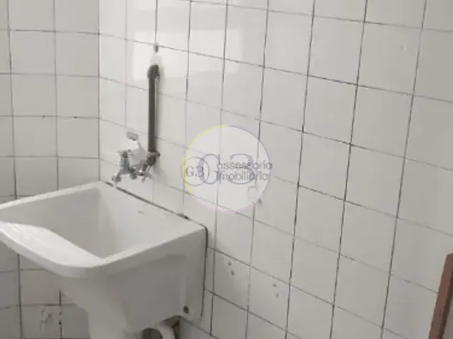Apartamento 3 quartos e 1 banheiro, para alugar, no bairro Centro em Pelotas