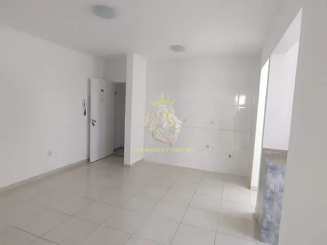 Apartamento 2 quartos e 1 banheiro, à venda, no bairro Santa Regina em Camboriú