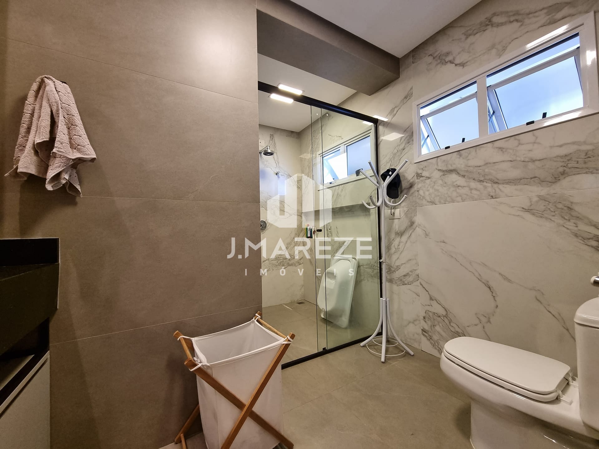Apartamento à venda com 3 quartos, 145m² - Foto 16
