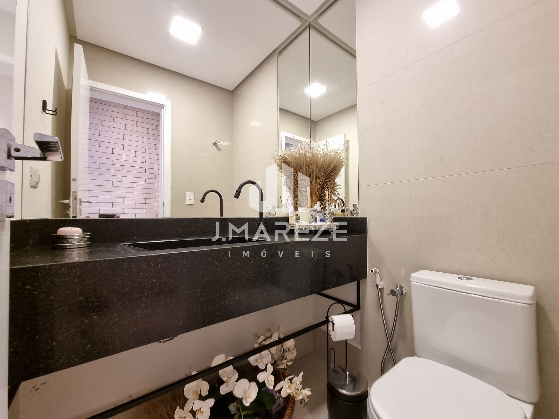Apartamento à venda com 3 quartos, 145m² - Foto 13