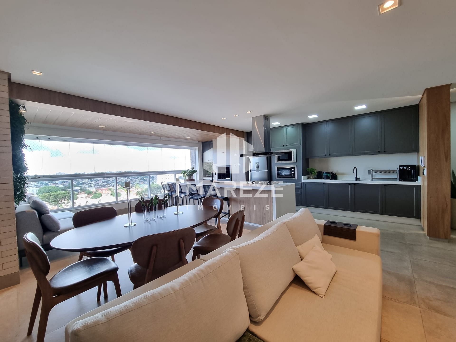 Apartamento à venda com 3 quartos, 145m² - Foto 7