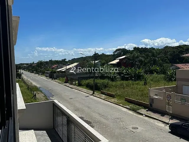 Apartamento com 82m² 2 quartos e 2 banheiros, à venda, no bairro Bombinhas em Bombinhas