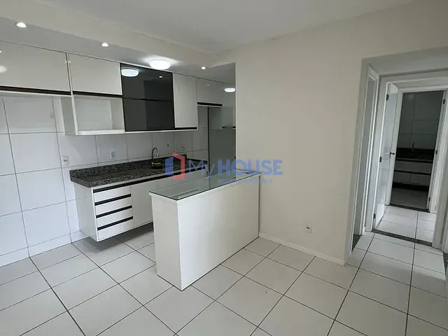 Apartamento 2 quartos e 2 banheiros, para alugar, no bairro São Francisco em Ilhéus