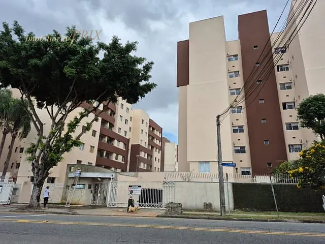 Apartamento com 92m² 3 quartos e 2 banheiros, para alugar, no bairro Cabral em Curitiba