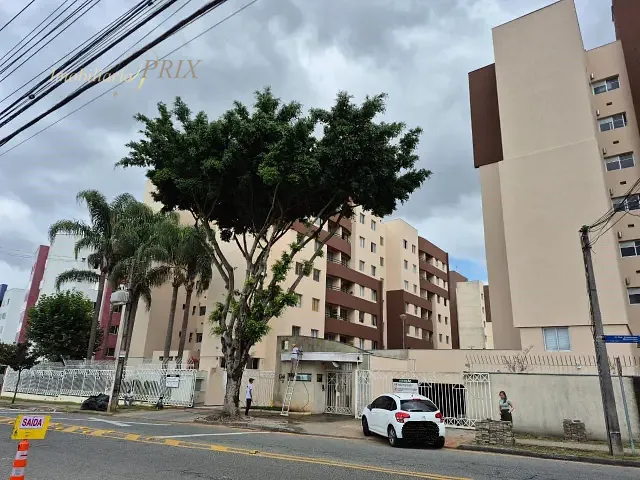 Apartamento com 92m² 3 quartos e 2 banheiros, para alugar, no bairro Cabral em Curitiba