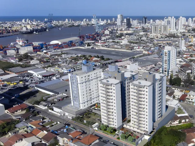 Apartamento 2 quartos e 2 banheiros, à venda, no bairro São João em Itajaí