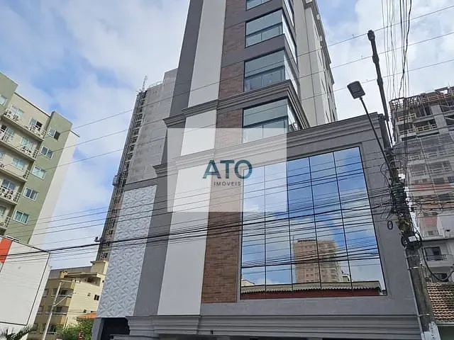 Apartamento com 185m² 3 quartos e 1 banheiro, à venda, no bairro meia praia em Itapema