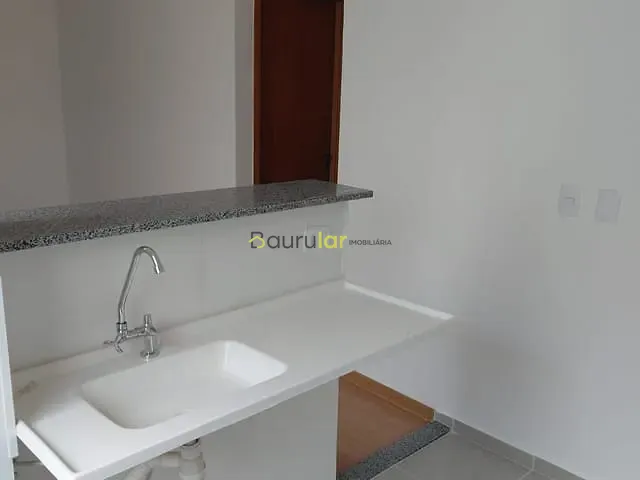 Apartamento 2 quartos e 1 banheiro, para alugar, no bairro Jardim Godoy em Bauru