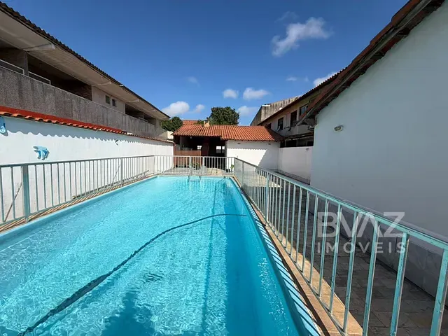 Apartamento 2 quartos e 1 banheiro, à venda, no bairro Parque Burle em Cabo Frio