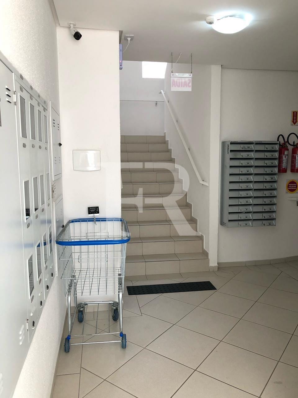 Apartamento para alugar com 2 quartos, 55m² - Foto 35