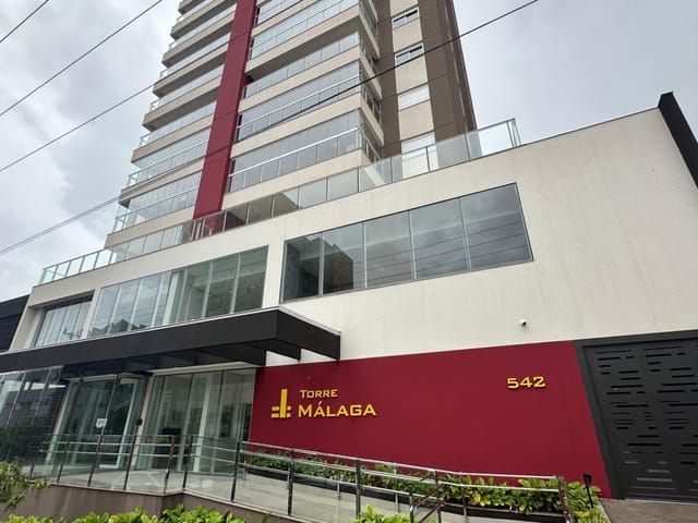 Apartamento 3 quartos e 3 banheiros, à venda, no bairro Centro em Cambé