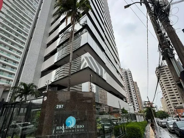 Apartamento 4 quartos e 5 banheiros, à venda, no bairro Nazaré em Belém