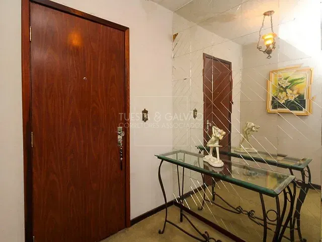 Apartamento com 117m² 3 quartos e 3 banheiros, à venda, no bairro Cabral em Curitiba