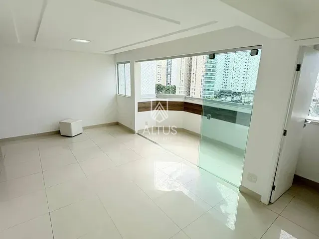 Apartamento 4 quartos e 1 banheiro, à venda, no bairro Vitória em Salvador