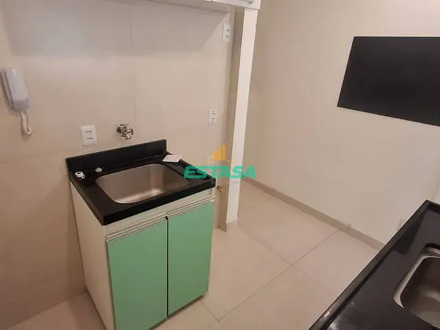 Apartamento com 55m² 1 quarto e 1 banheiro, para alugar, no bairro Copacabana em Rio de Janeiro
