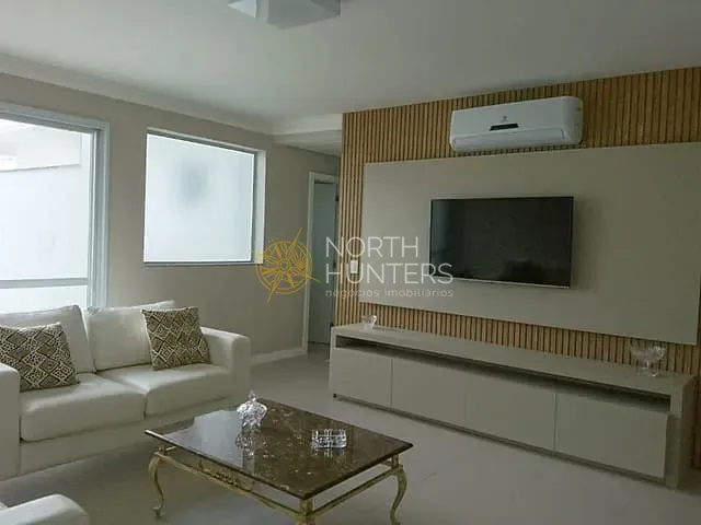 Apartamento com 306m² 3 quartos e 2 banheiros, à venda, no bairro Ingleses do Rio Vermelho em Florianópolis