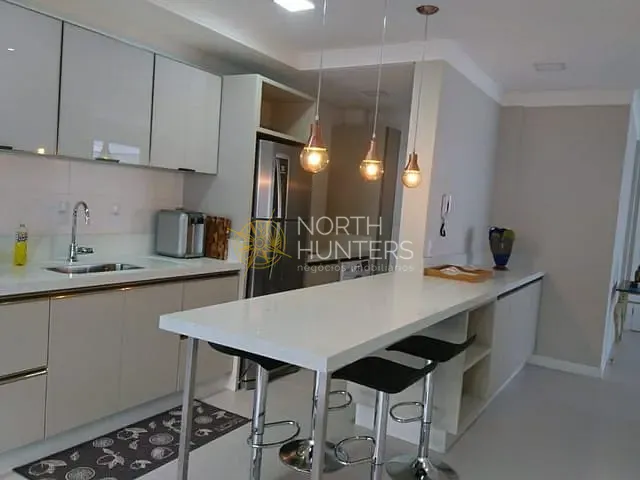 Apartamento com 306m² 3 quartos e 2 banheiros, à venda, no bairro Ingleses do Rio Vermelho em Florianópolis