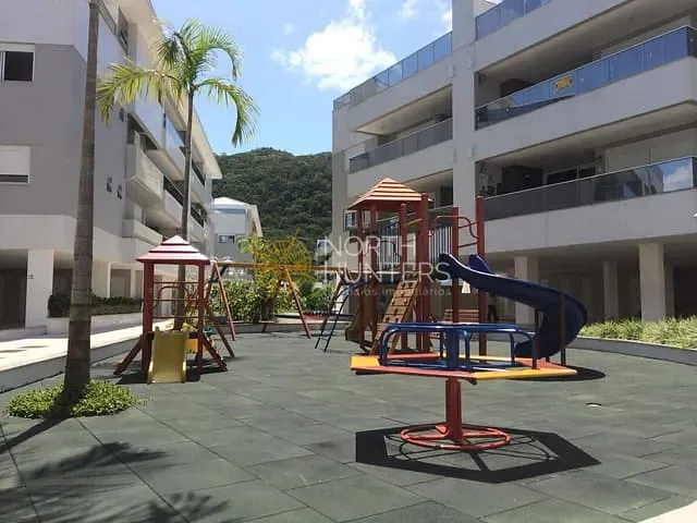 Apartamento com 306m² 3 quartos e 2 banheiros, à venda, no bairro Ingleses do Rio Vermelho em Florianópolis