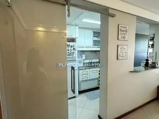 Apartamento com 93m² 3 quartos e 3 banheiros, à venda, no bairro Praia do Canto em Vitória