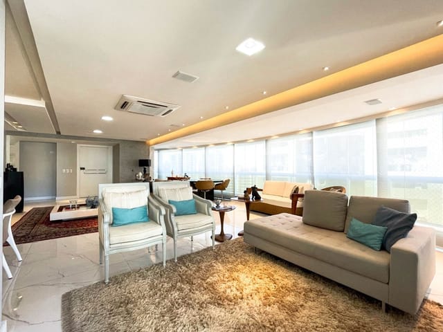 Apartamento à venda, no bairro Papicu em Fortaleza